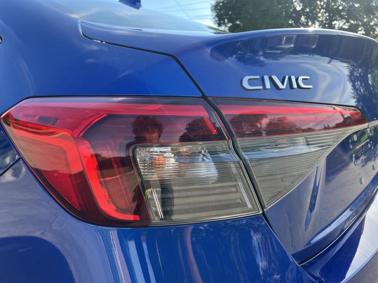 2022 Honda Civic EX Sedan CVT - Photo #24