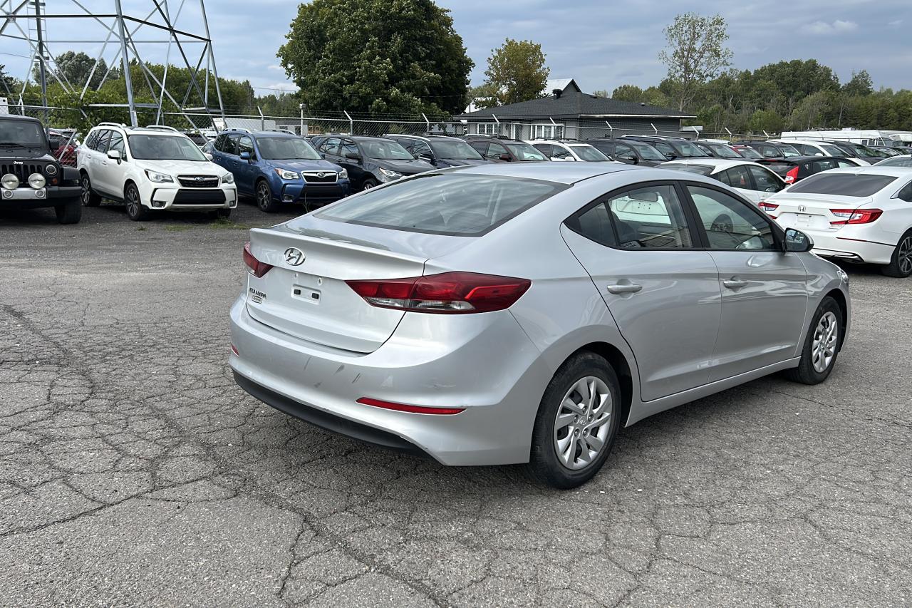 2017 Hyundai Elantra LE REBUILT TITLE - Photo #4
