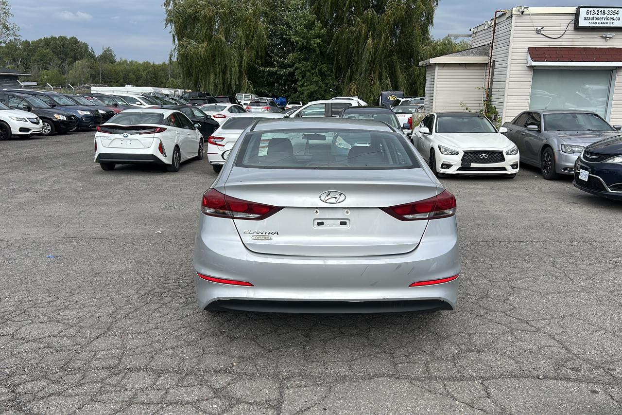 2017 Hyundai Elantra LE REBUILT TITLE - Photo #5