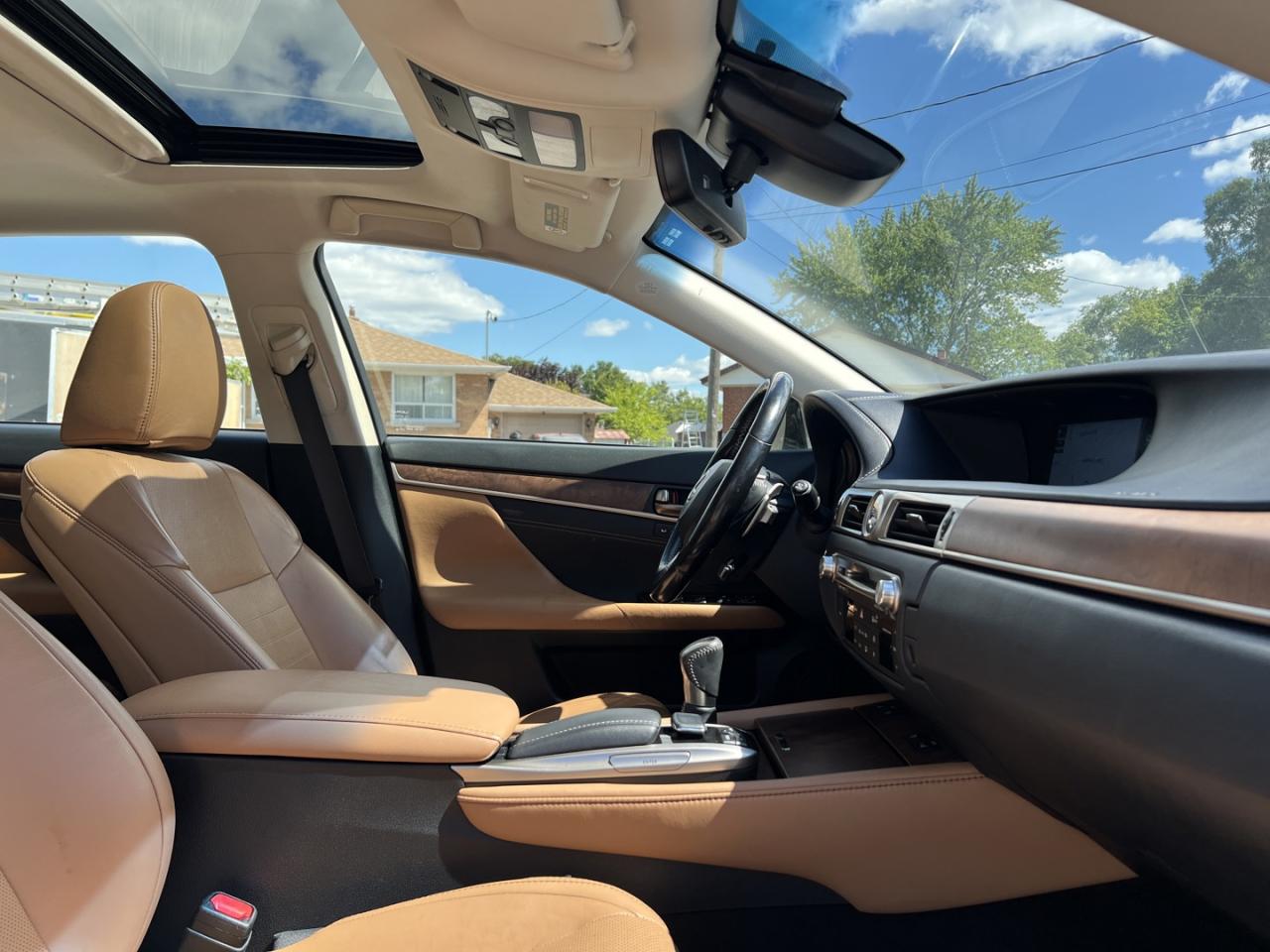 2017 Lexus GS 350 AWD - Photo #9
