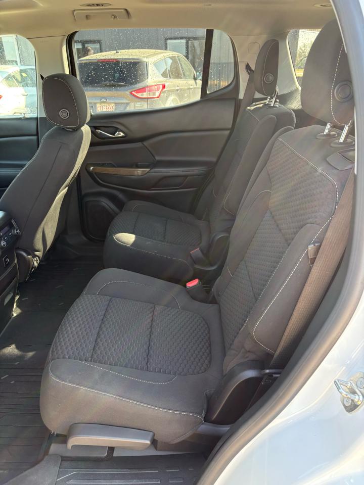 2017 GMC Acadia AWD 4dr SLE w/SLE-2 - Photo #8