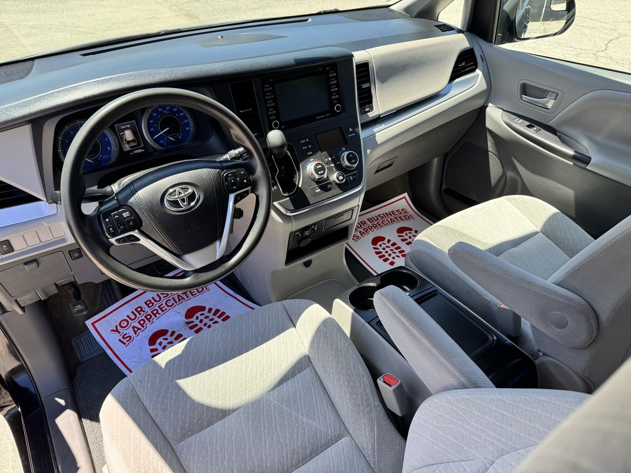 2018 Toyota Sienna AWD Photo