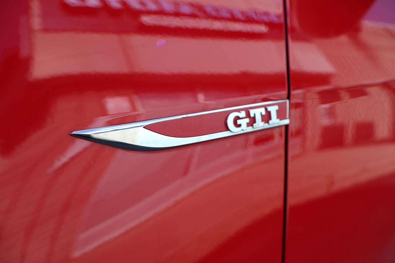 2019 Volkswagen Golf GTI S 6M CERTIFIED CAMERA BLUETOOTH NAV LEATHER HEATED SEATS SUNROOF CRUISE ALLOYS - Photo #38
