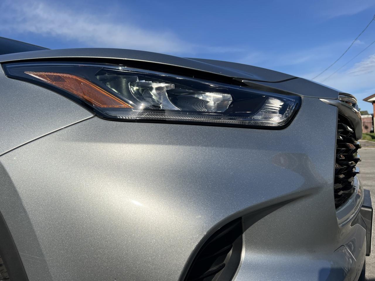 2020 Toyota Highlander L - Photo #25
