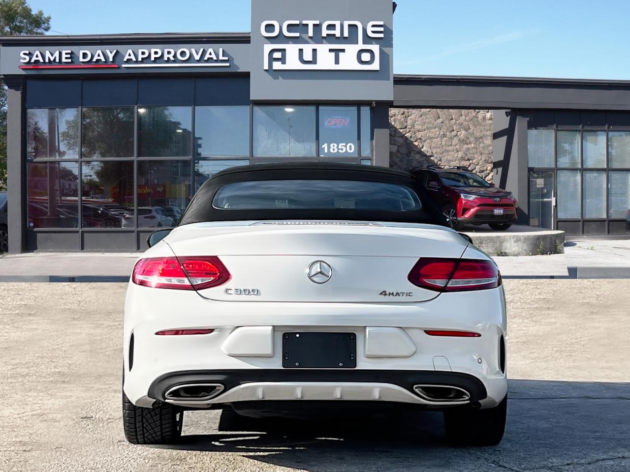 2018 Mercedes-Benz C-Class C 300 4MATIC Cabriolet - Photo #5