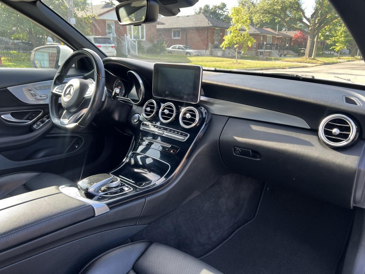 2018 Mercedes-Benz C-Class C 300 4MATIC Cabriolet Photo