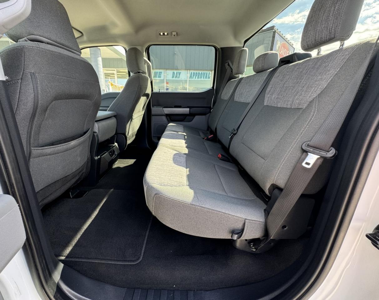 2024 Ford SUPER DUTY F-250 SRW XLT Photo