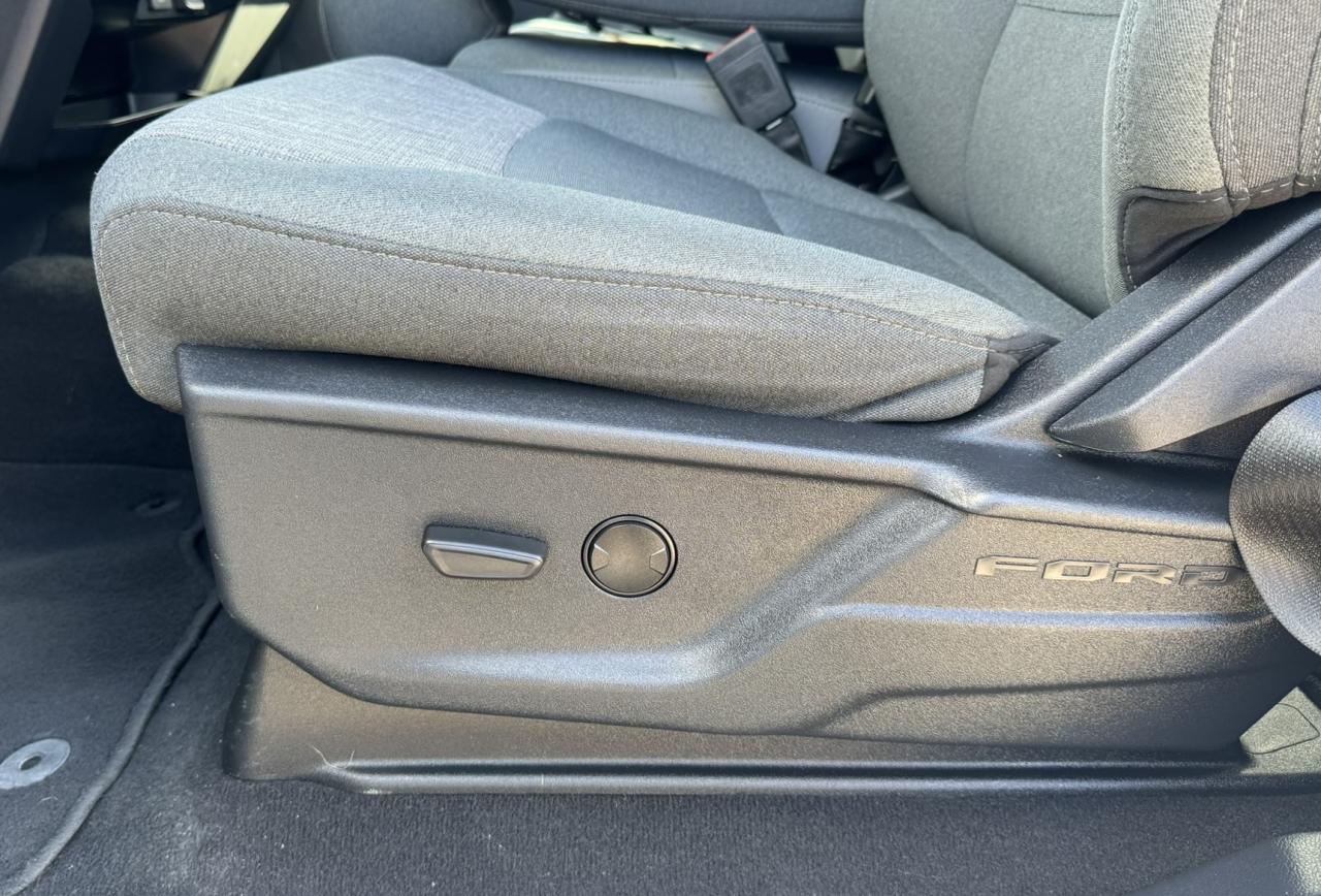 2024 Ford SUPER DUTY F-250 SRW XLT Photo