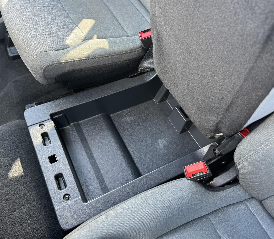 2024 Ford SUPER DUTY F-250 SRW XLT Photo