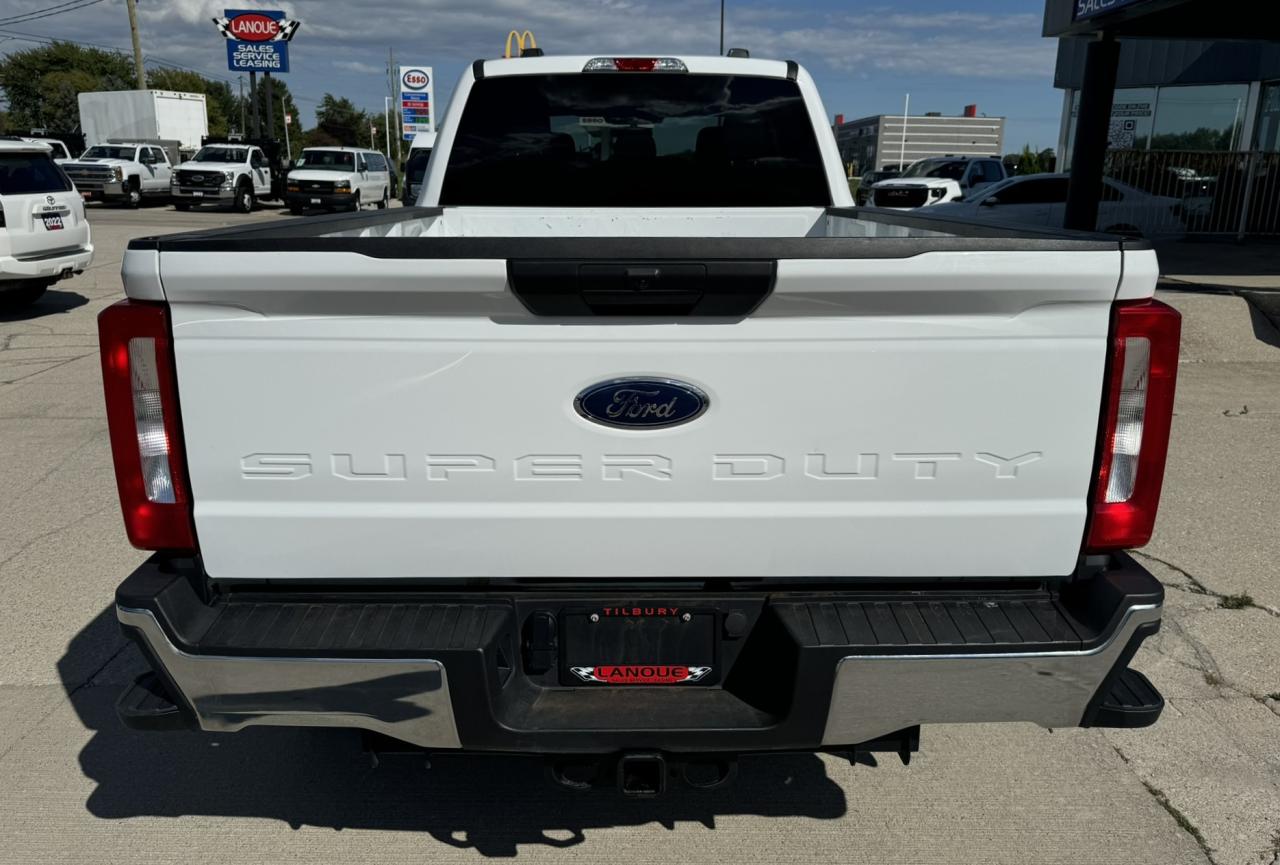 2024 Ford SUPER DUTY F-250 SRW XLT Photo