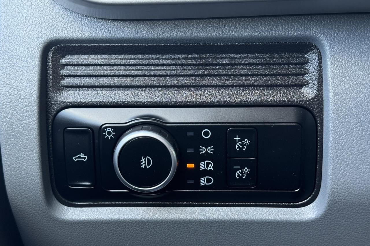 2024 Ford SUPER DUTY F-250 SRW XLT Photo