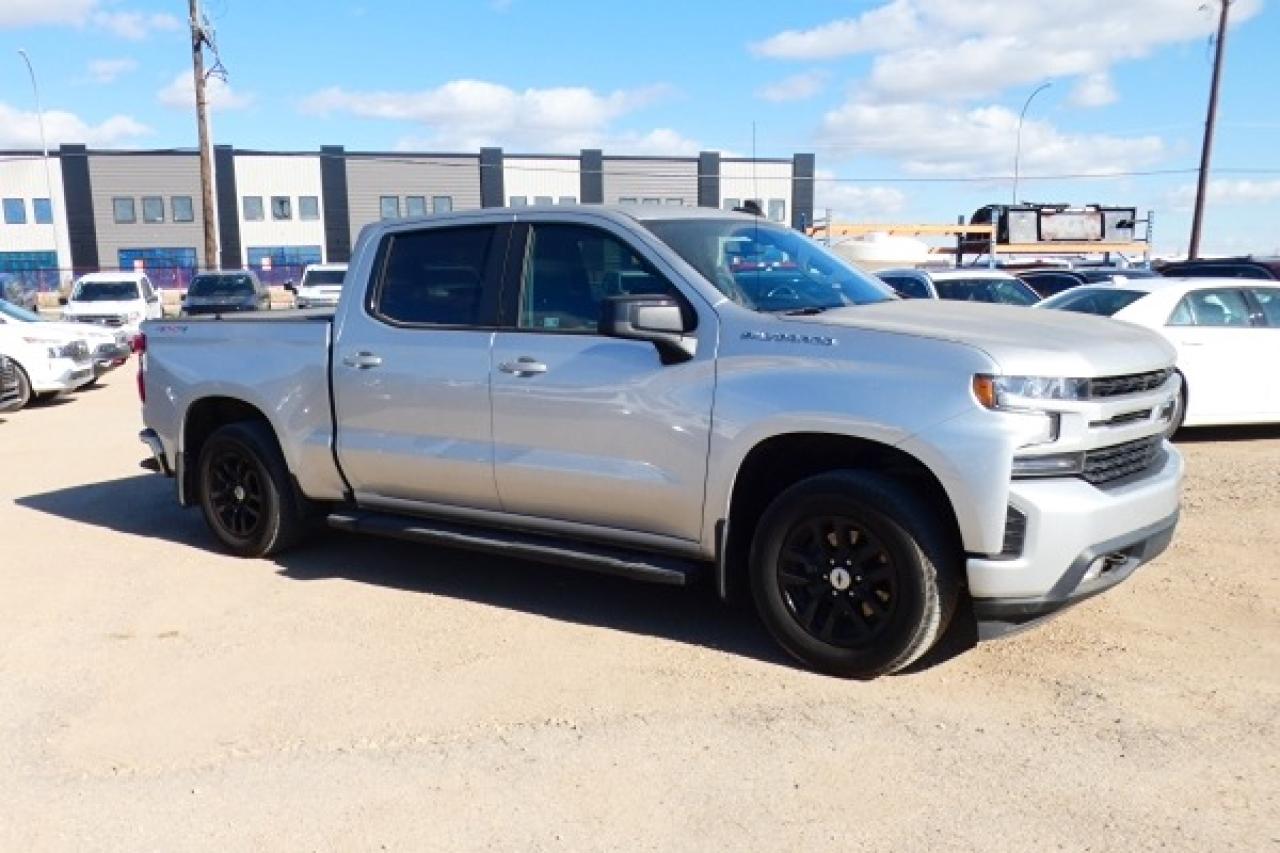 2022 Chevrolet Silverado 1500 RST w/Htd cloth, BUC - Photo #4