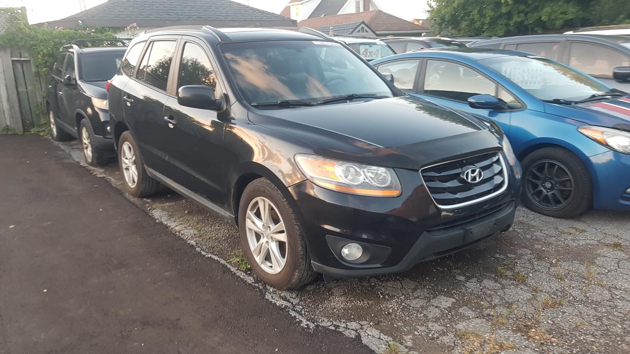2010 Hyundai Santa Fe GL W/SPORT - Photo #2