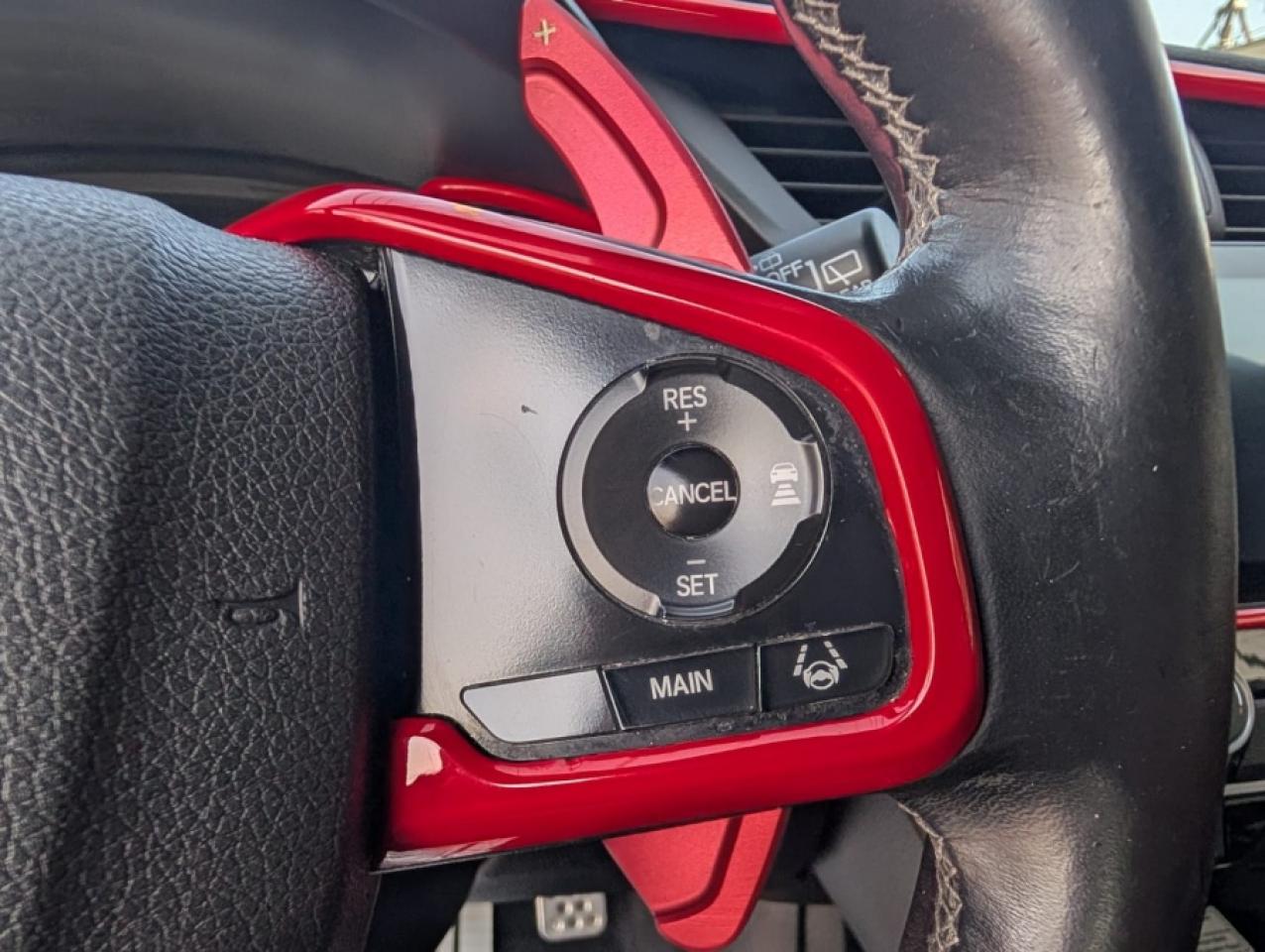 2018 Honda Civic Sport Touring - Photo #19
