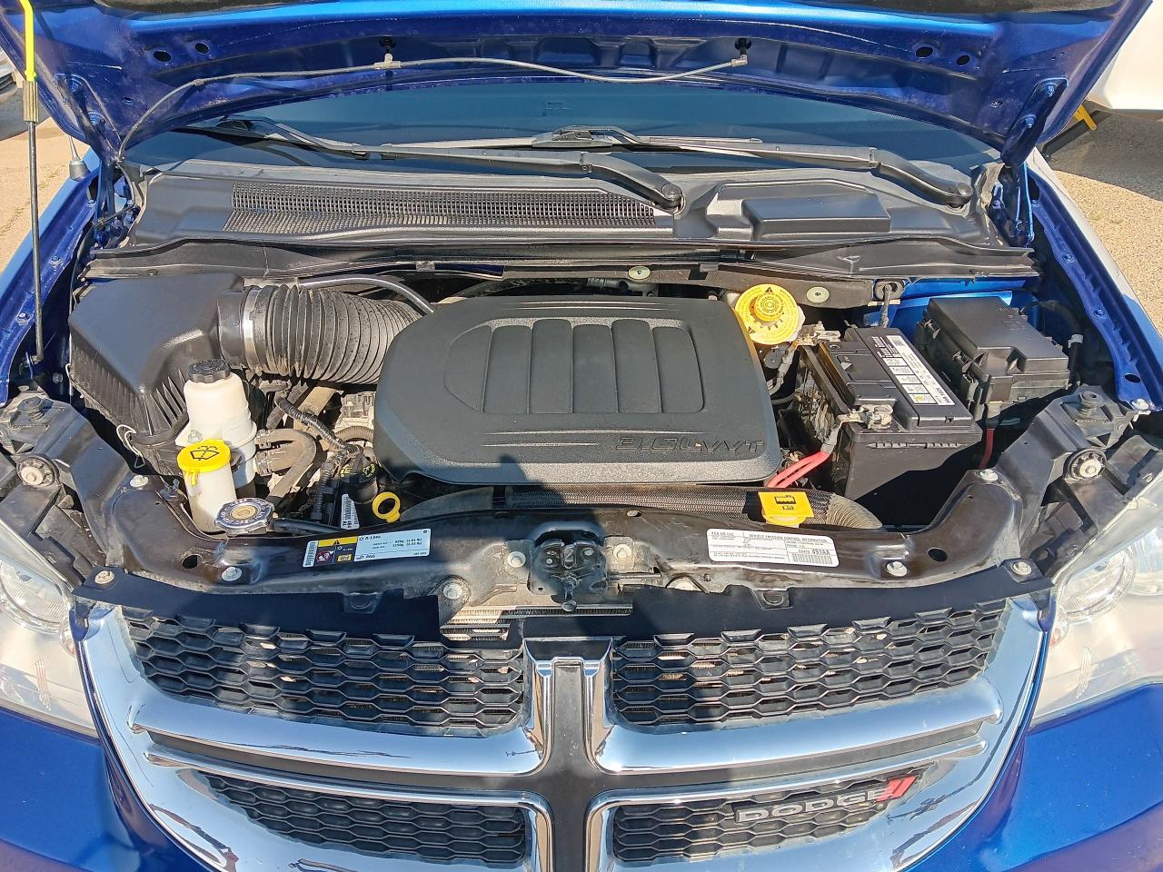 2020 Dodge Grand Caravan Crew Plus, Leather, Remote Start, Htd Seats, Bu Ca - Photo #5