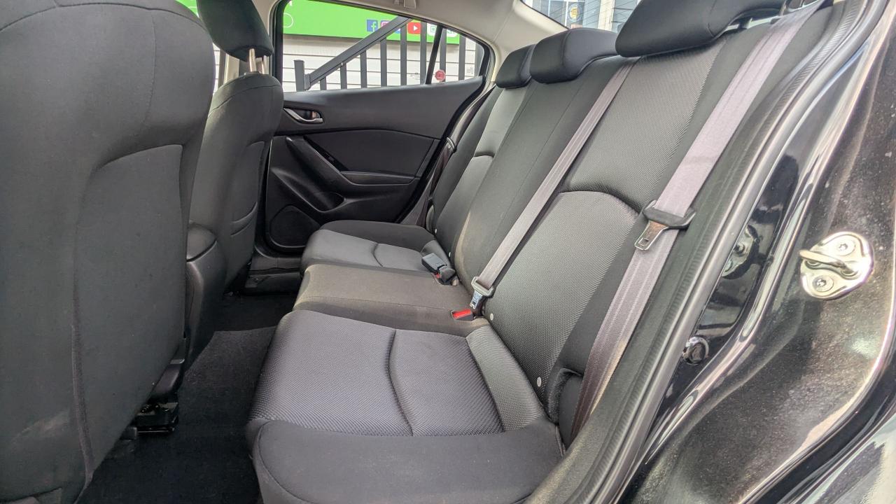 2017 Mazda MAZDA3 GX - Photo #6