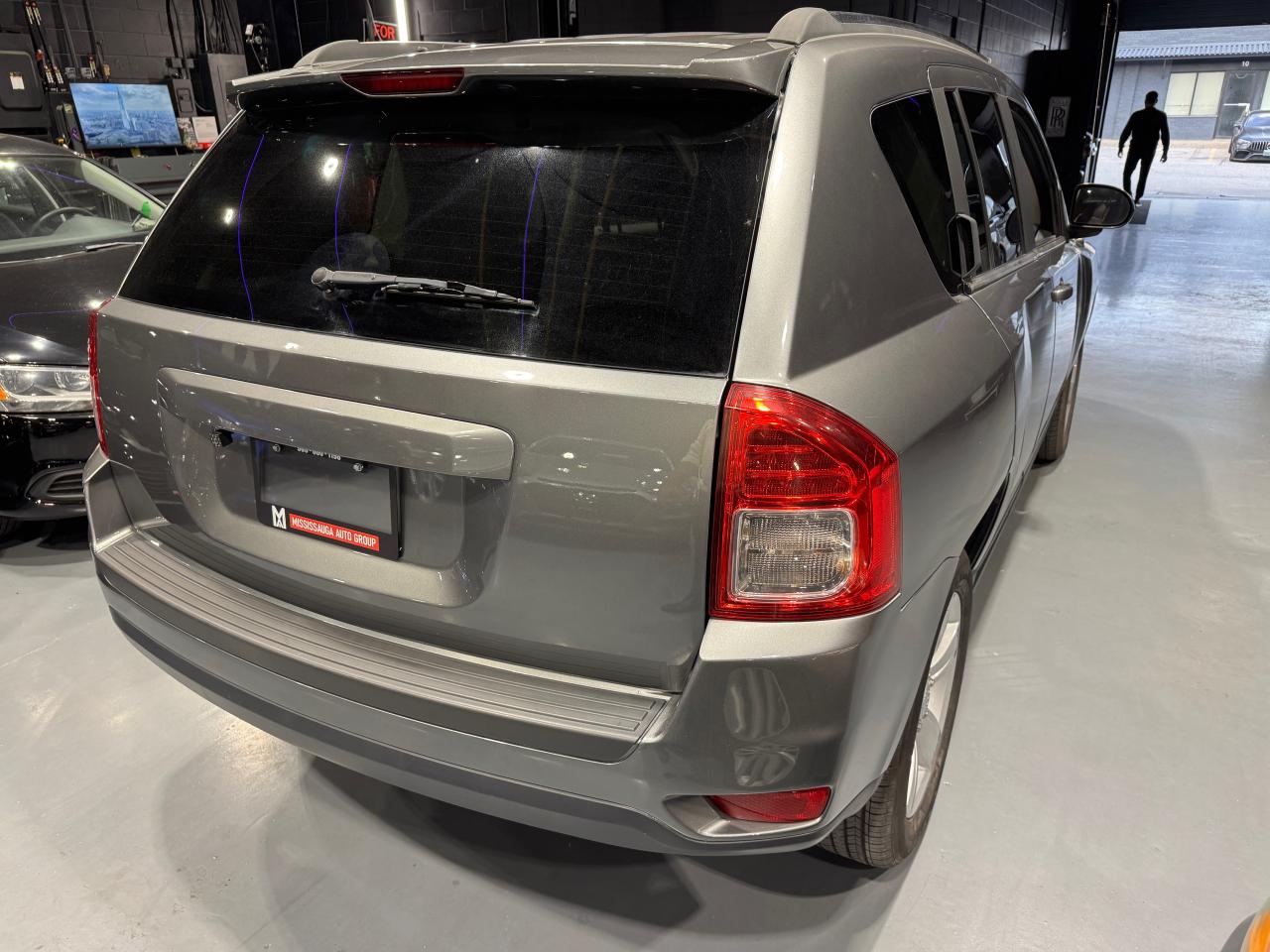 2011 Jeep Compass North Edition - Photo #5