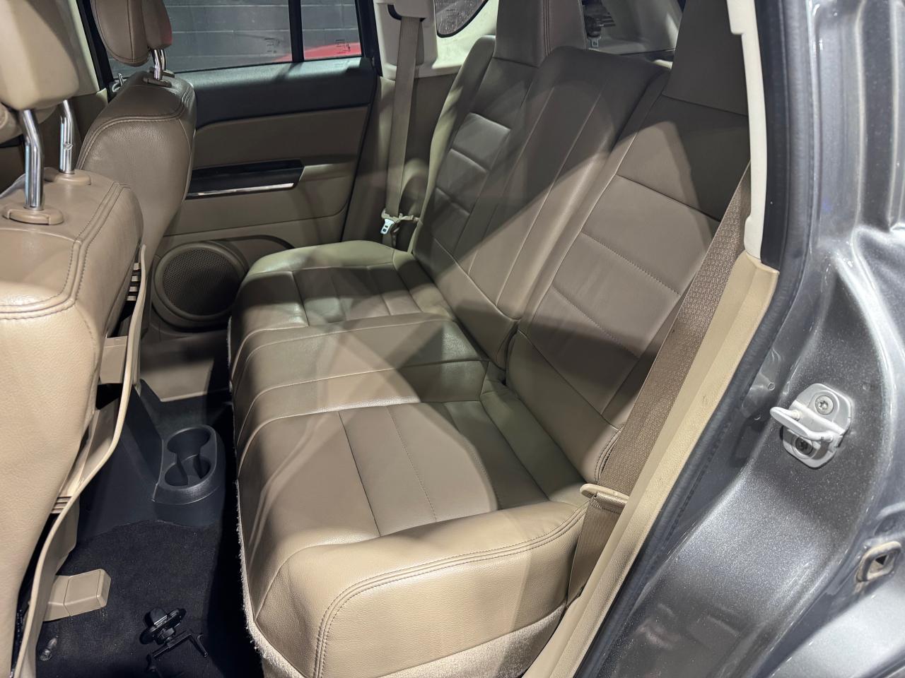 2011 Jeep Compass North Edition - Photo #12