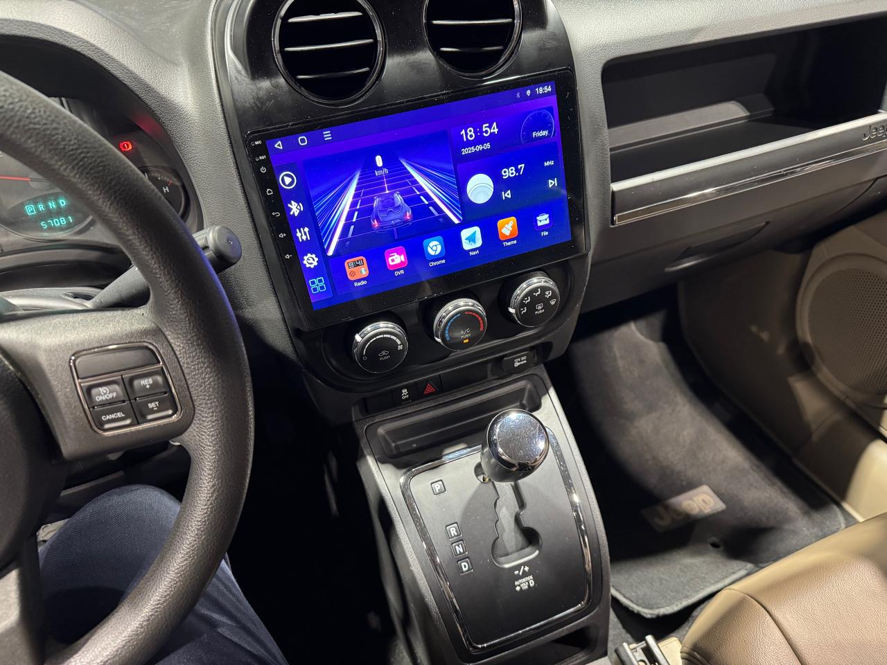 2011 Jeep Compass North Edition - Photo #16