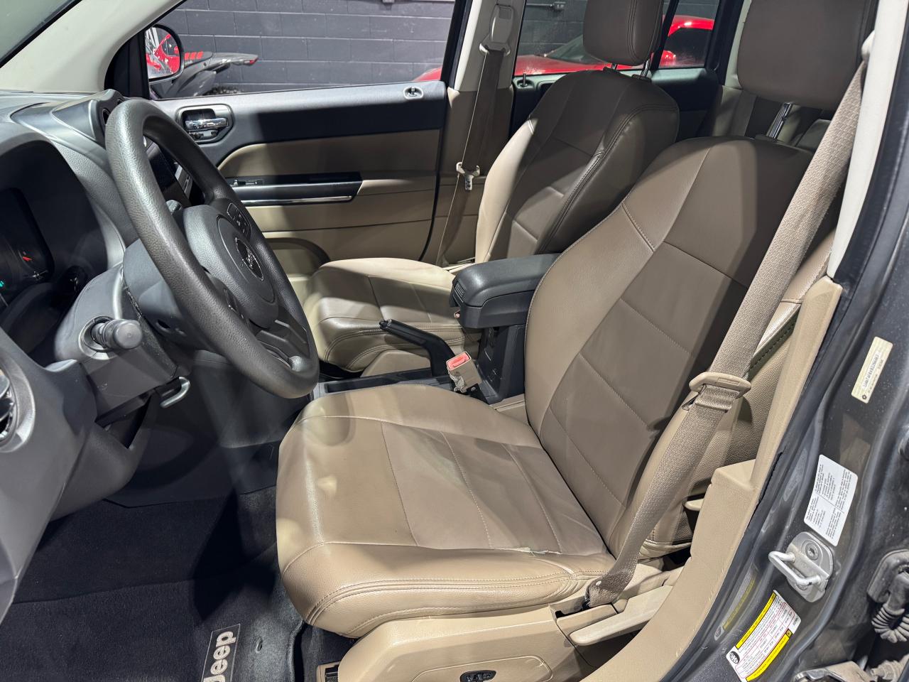 2011 Jeep Compass North Edition - Photo #9