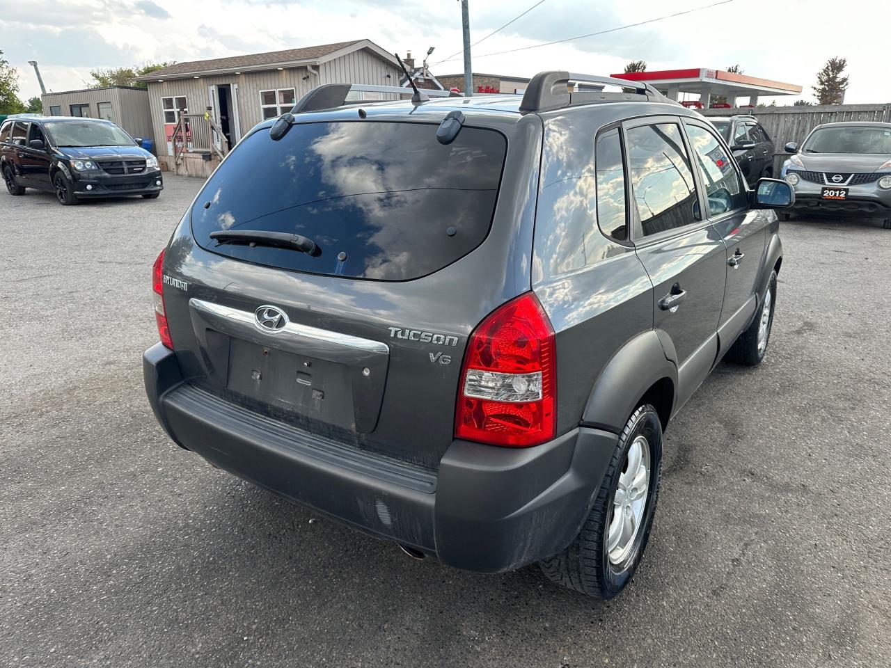 2007 Hyundai Tucson GL, ALLOYS, LEATHER, LOADED, AS IS SPECIAL Photo4