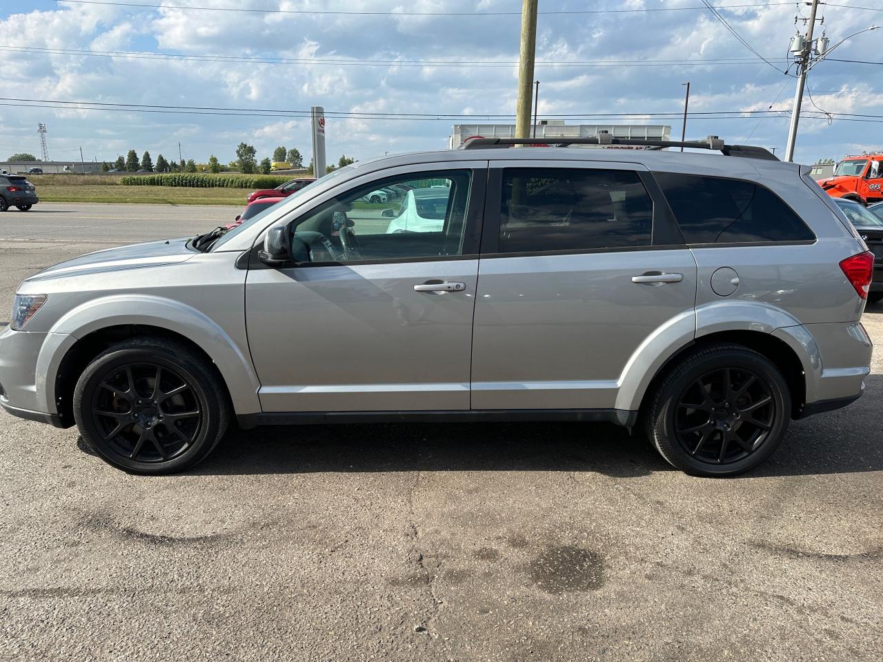 2015 Dodge Journey SXT, ALLOYS, 7 PASSENGER, BIG SCREEN, CERTIFIED - Photo #2