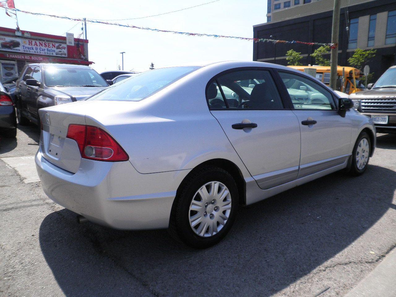 2011 Honda Civic DX-G Photo3