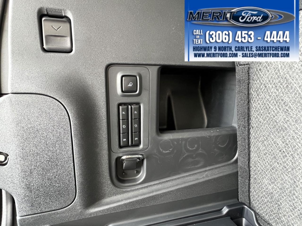 2025 Ford Expedition Active Photo5