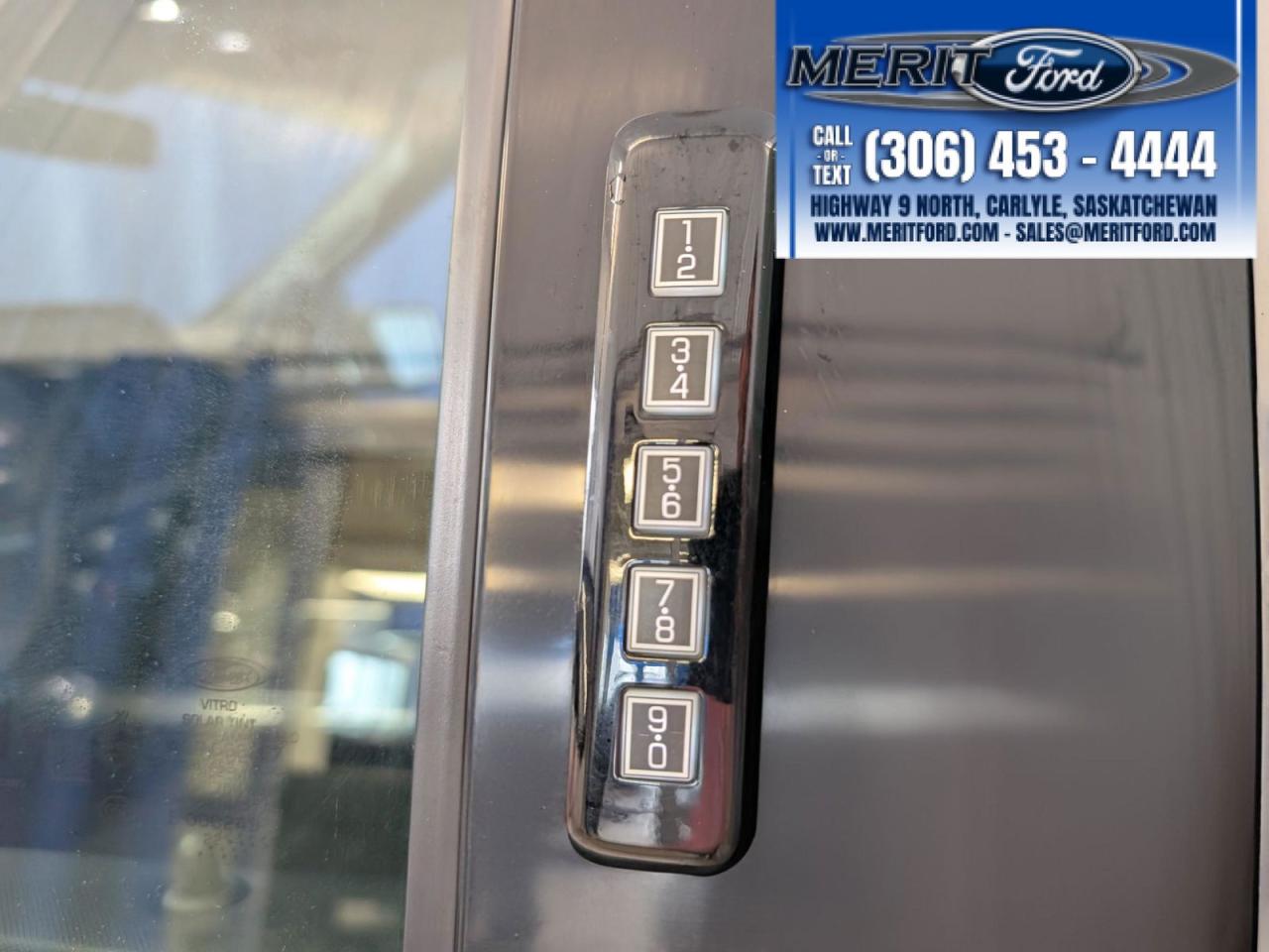 2022 Ford F-150 XLT Pre-Winter Clearance Sale Photo5