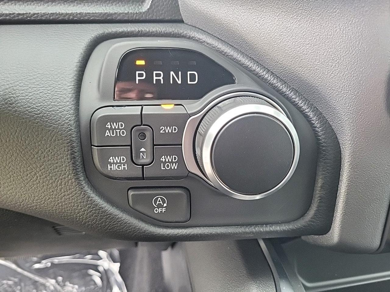 2025 RAM 1500 Big Horn Photo