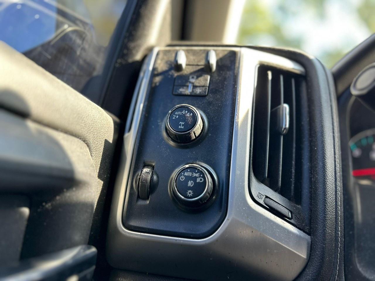 2017 GMC Sierra SLE Photo