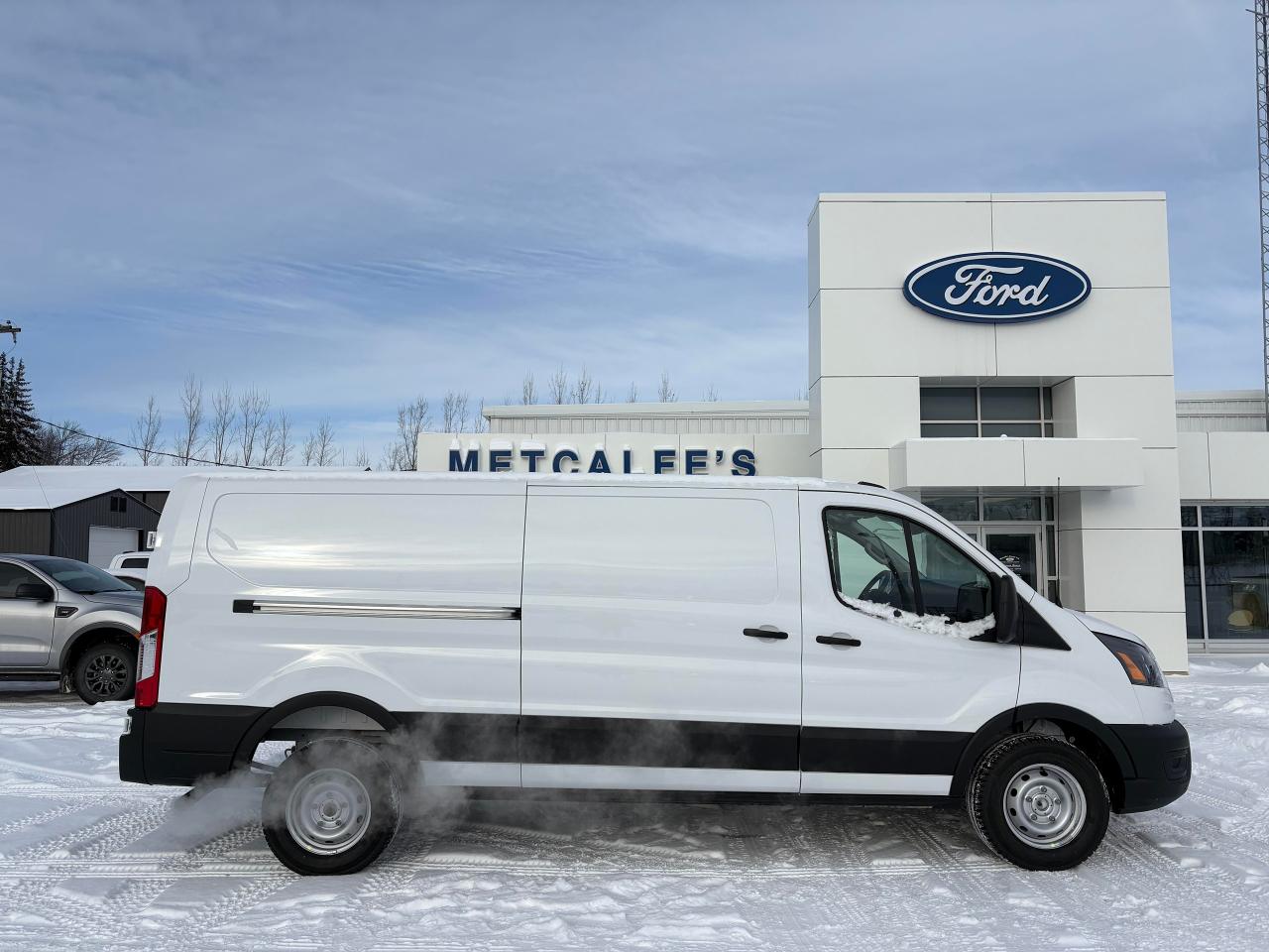 2026 Ford Transit Cargo Van BASE T-250 148 Low Rf 9070 GVWR RWD Photo0