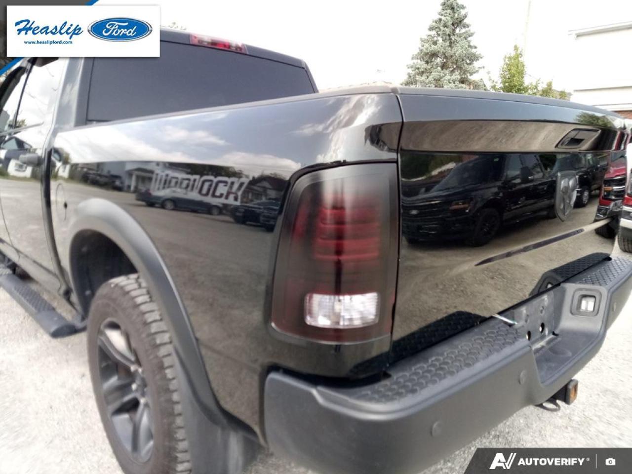 2021 RAM 1500 Classic WARLOCK Photo5