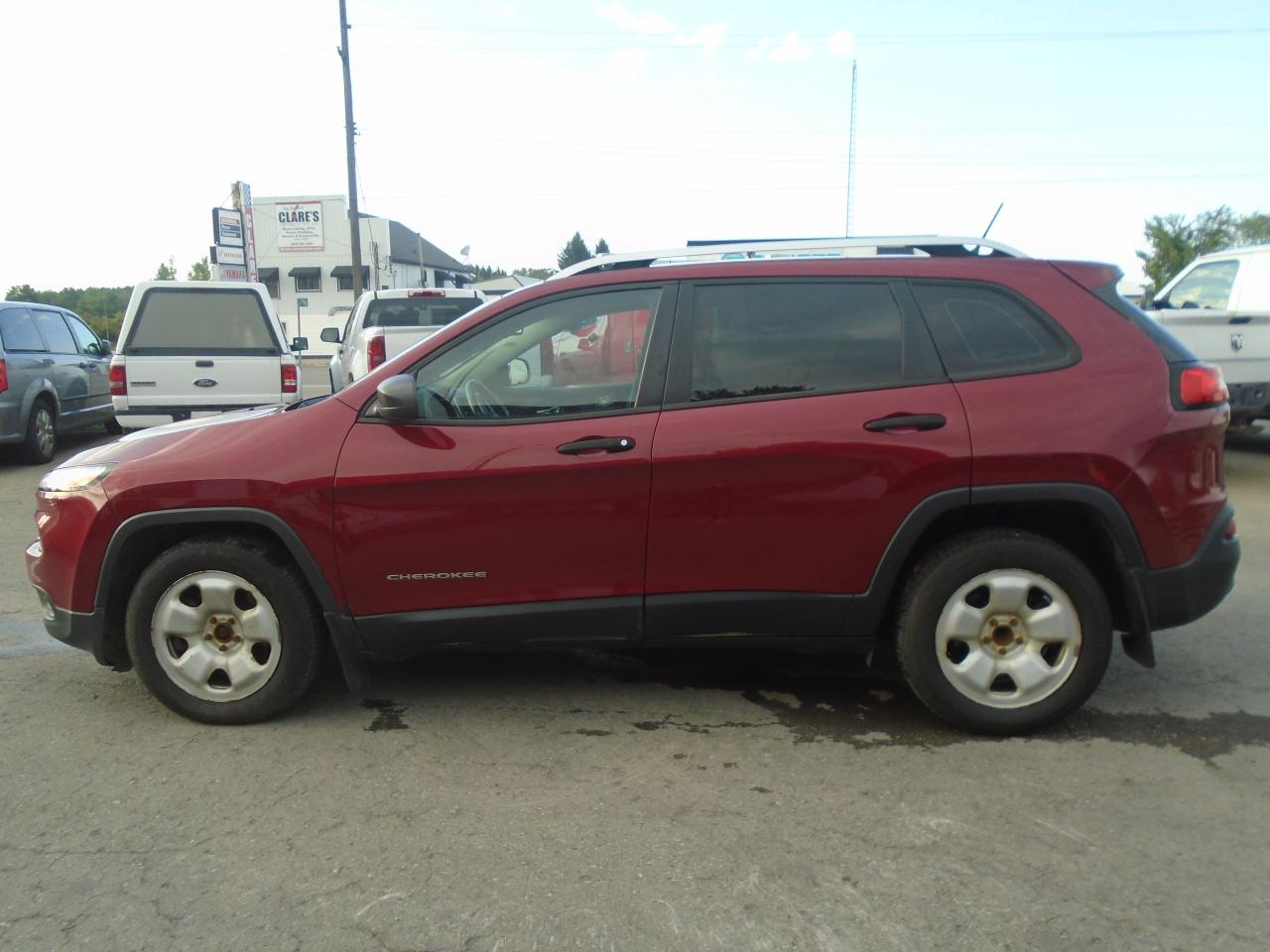 2016 Jeep Cherokee FWD 4DR SPORT - Photo #5