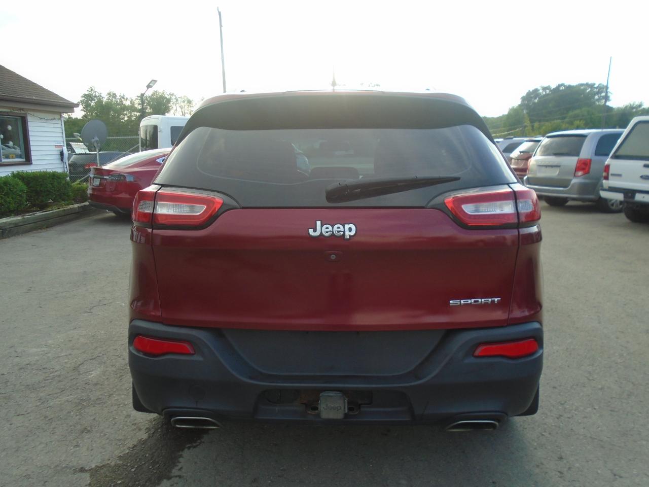 2016 Jeep Cherokee FWD 4DR SPORT - Photo #7