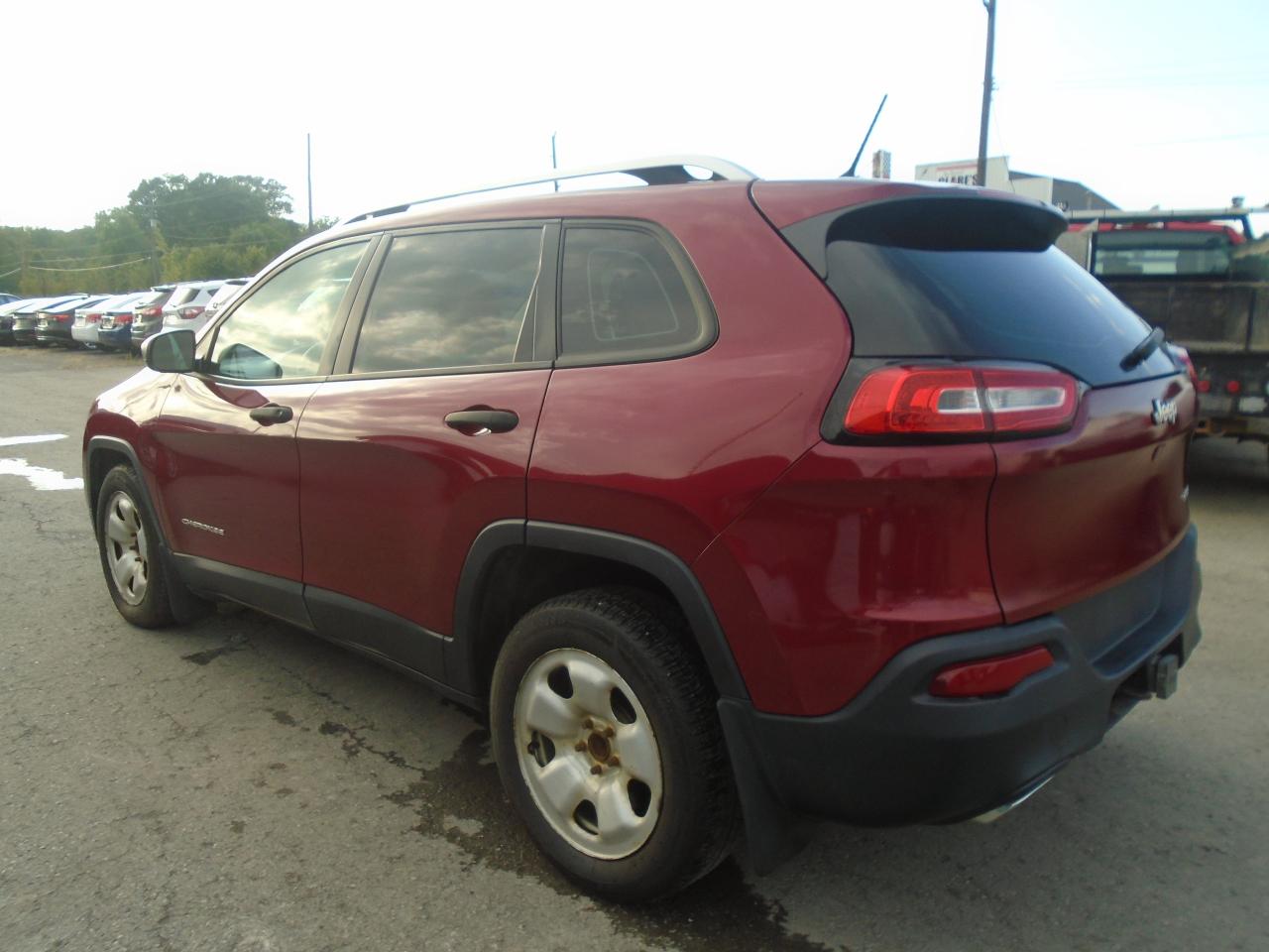 2016 Jeep Cherokee FWD 4DR SPORT - Photo #8