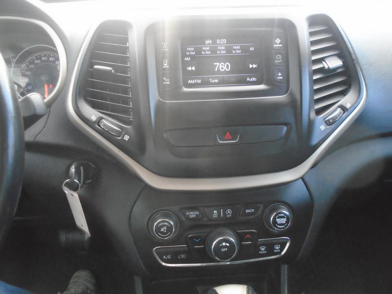 2016 Jeep Cherokee FWD 4DR SPORT - Photo #15