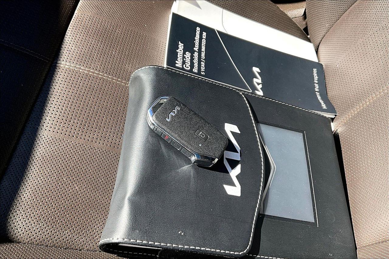 2022 Kia Telluride SX 8Seat | Vented Leather | Sunroof | AWD Photo