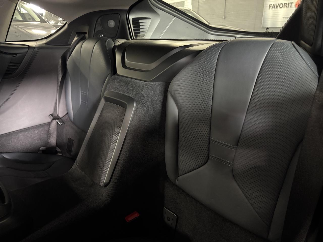 2016 BMW i8 e-Drive|COUPE|AWD|SCISSORDOORS|NAV|AMBIENT|HUD|+++ - Photo #19