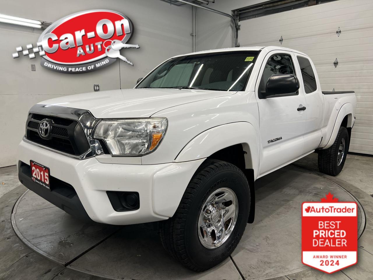 Used 2015 Toyota Tacoma SR5 4X4 | 5-SPEED | LOW KMS!! | REAR CAM | TOW PKG for sale in Ottawa, ON