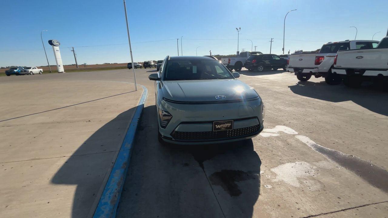 2024 Hyundai KONA Electric ULTIMATE FWD Photo2