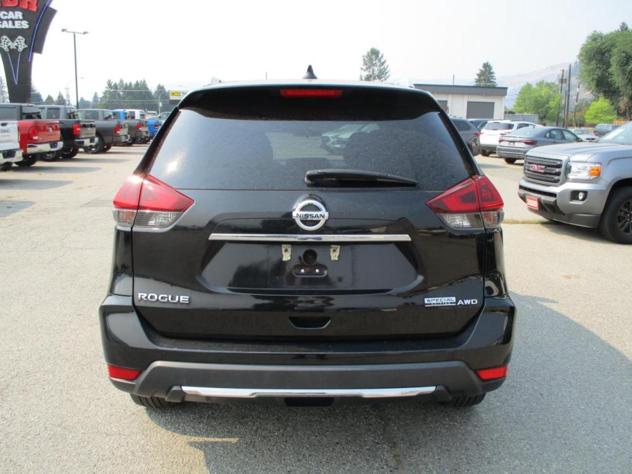 2020 Nissan Rogue S AWD Photo7