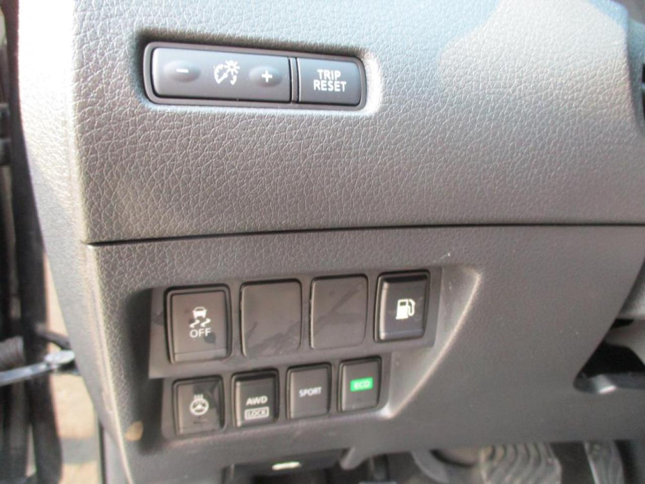 2020 Nissan Rogue S AWD - Photo #10