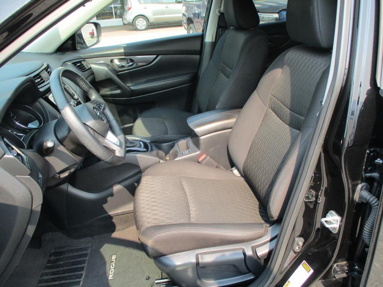 2020 Nissan Rogue S AWD - Photo #11