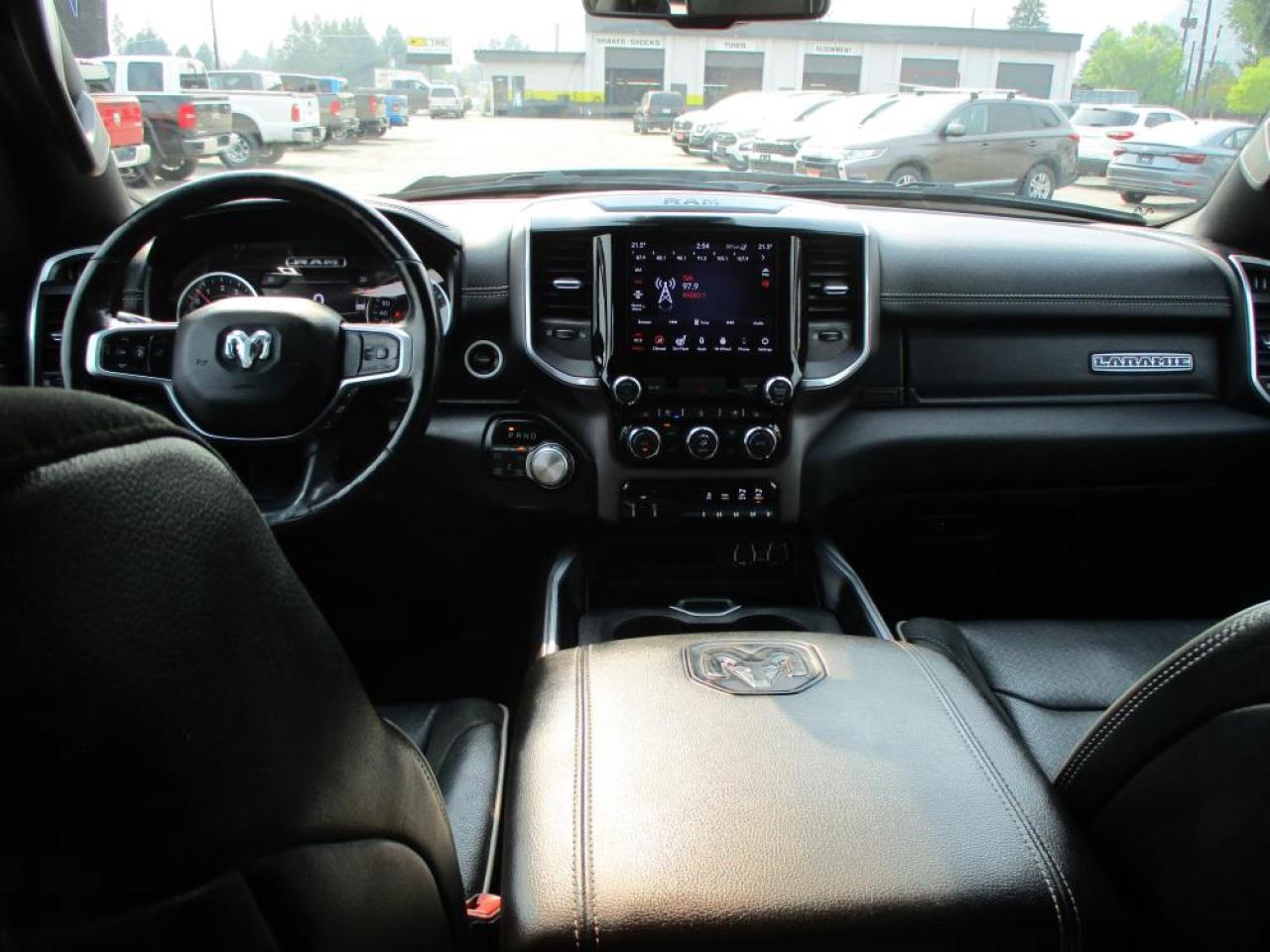 2020 RAM 1500 LARAMIE CREW CAB 4X4 - Photo #19