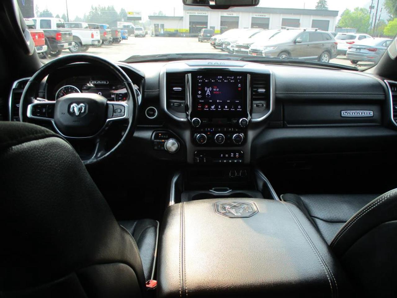 2020 RAM 1500 LARAMIE CREW CAB 4X4 - Photo #19