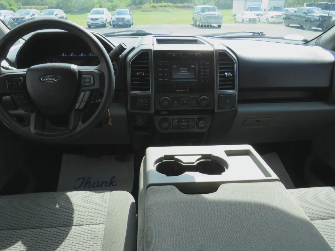 2017 Ford F-150 XLT (**CLEAN TITLE/NO ACCIDENTS!!**SAFETY/CERTIFIED!!**RUNNING BOARDS**TONNEAU COVER**TRAILER HITCH**BUG DEFLECTOR**ALLOY RIMS**REVERSE CRUISE CONTROL**BLUETOOTH**) Photo4