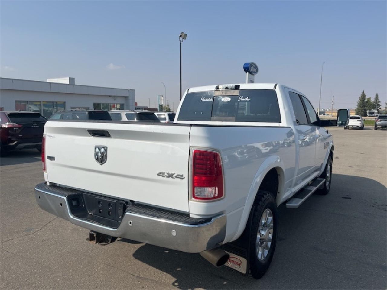 2018 RAM 3500 Laramie  - Leather Seats -  Bluetooth Photo5