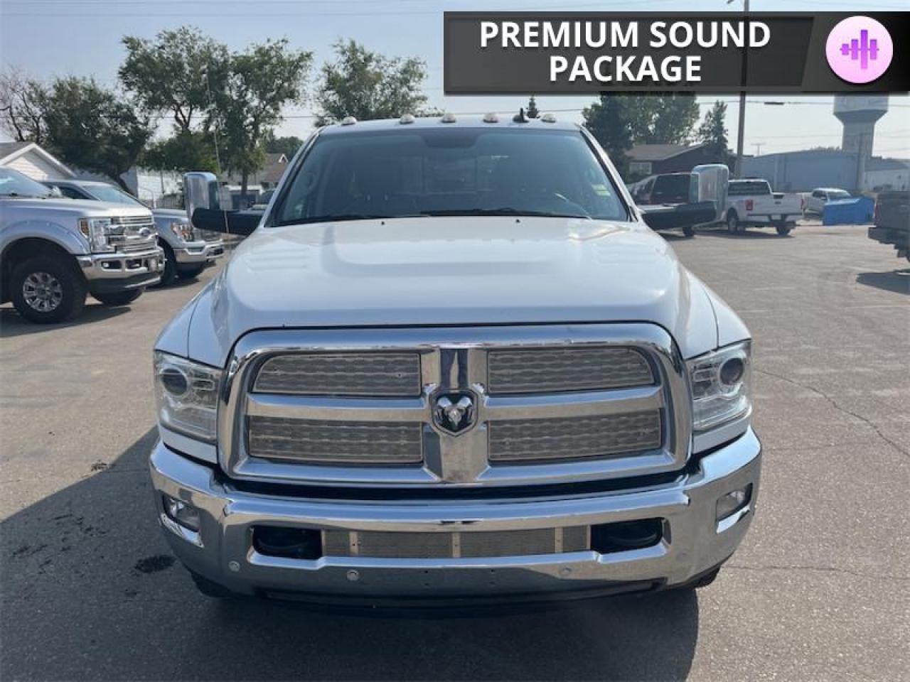 2018 RAM 3500 Laramie  - Leather Seats -  Bluetooth Photo5