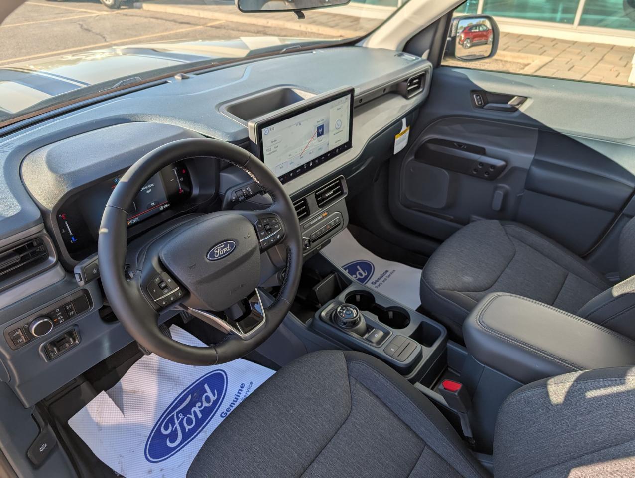 2025 Ford Maverick XLT Photo5